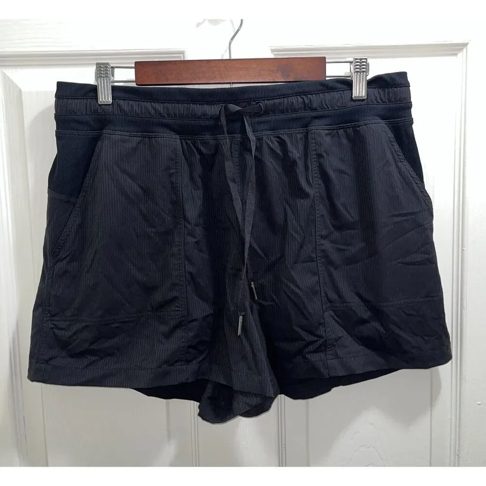 Lululemon Dance Studio High-Rise Short 3.5" Size 12 Black Athletic Loungewear - Picture 3 of 7
